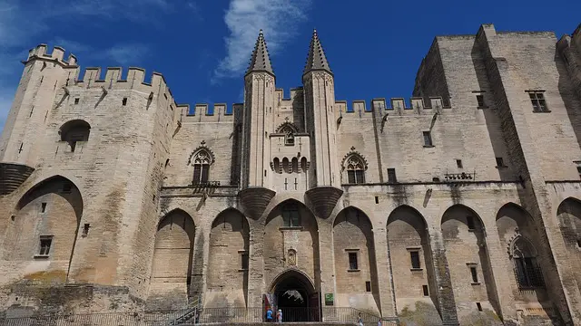 Avignon best city south of france