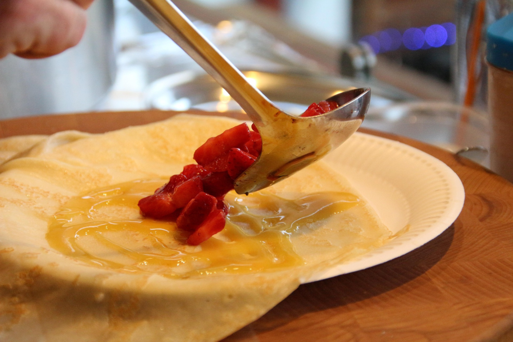 “Chandeleur” (Crêpe Day): Time to Make Real French Crêpes!