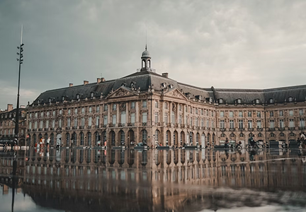 <strong>Add Extra Nights in Bordeaux!</strong>